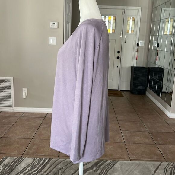 Banana Republic V-Neck Long Sleeve Top/Sweater - Picture 2 of 10